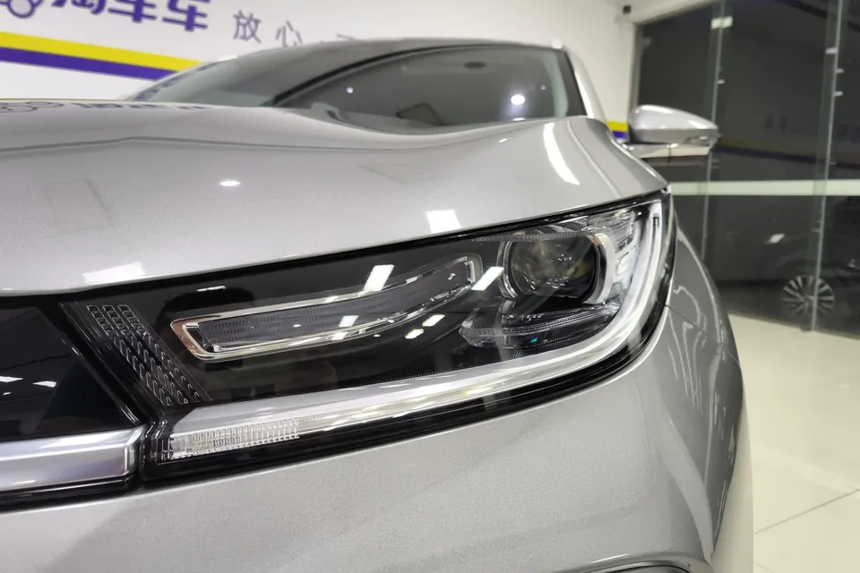 Exeed TXL Xingtu Lingyun 2024 Lingyun 300T 2WD Xingyao Edition 2024 — миниатюра 5