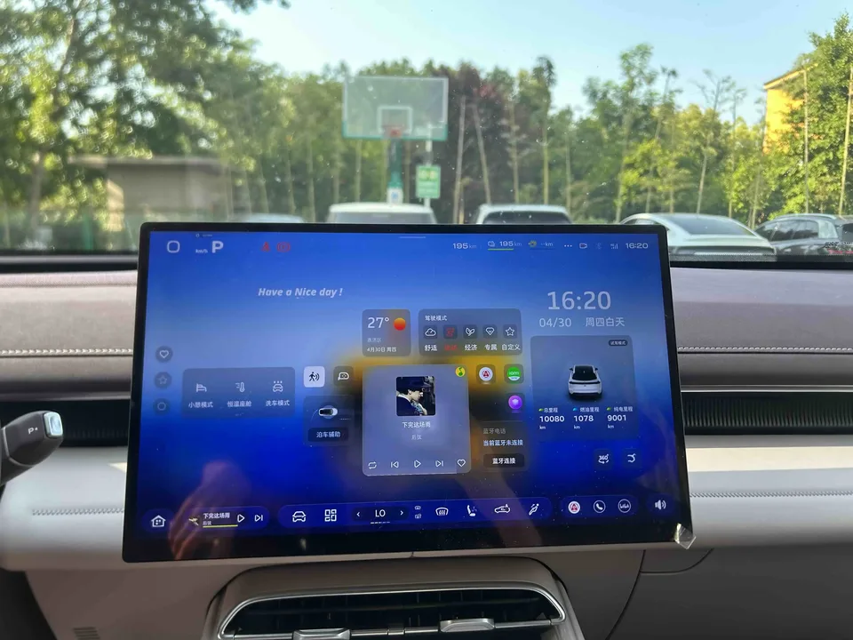 Deepal dark blue S07 Deep Blue S07 2026 230Ultra Huawei Qiankun ADS SE Edition 2025 — миниатюра 3