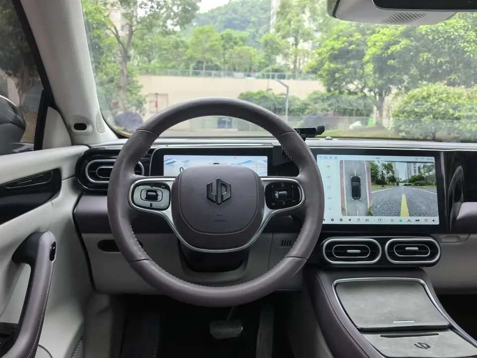 Leapmotor Zero running C11 500 Smart Edition 2024 — миниатюра 4