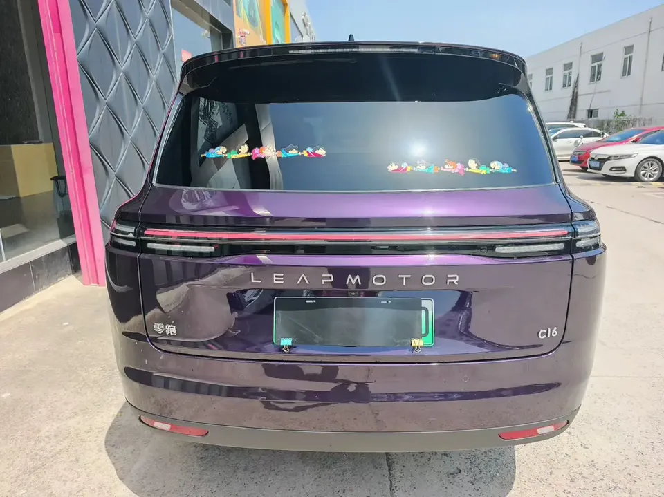 Leapmotor C16 Extended Range 200 Premium Edition 2024 — миниатюра 4
