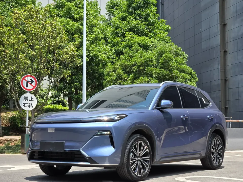 Geely Galaxy Starship 7 EM-i 2025