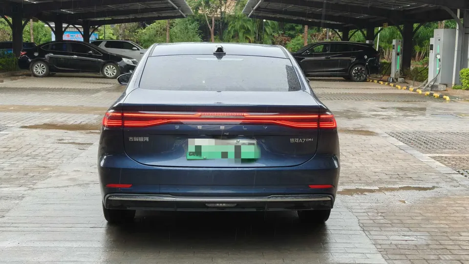 Geely Galaxy A7 EM 150km Starship Edition 2025 — миниатюра 2