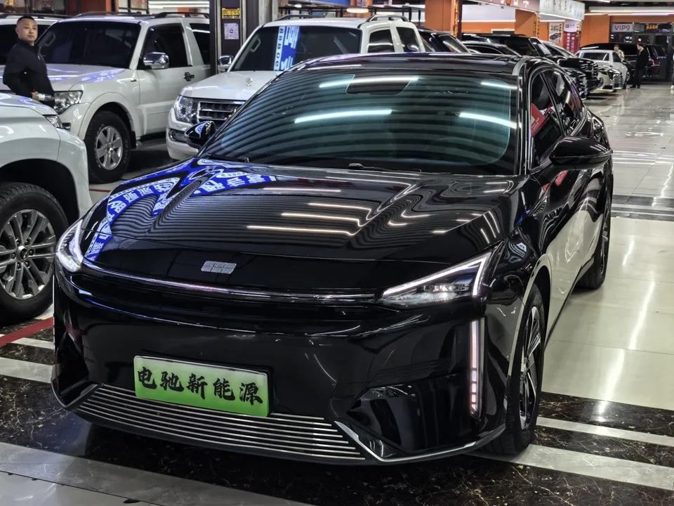 Geely Galaxy L6 2024