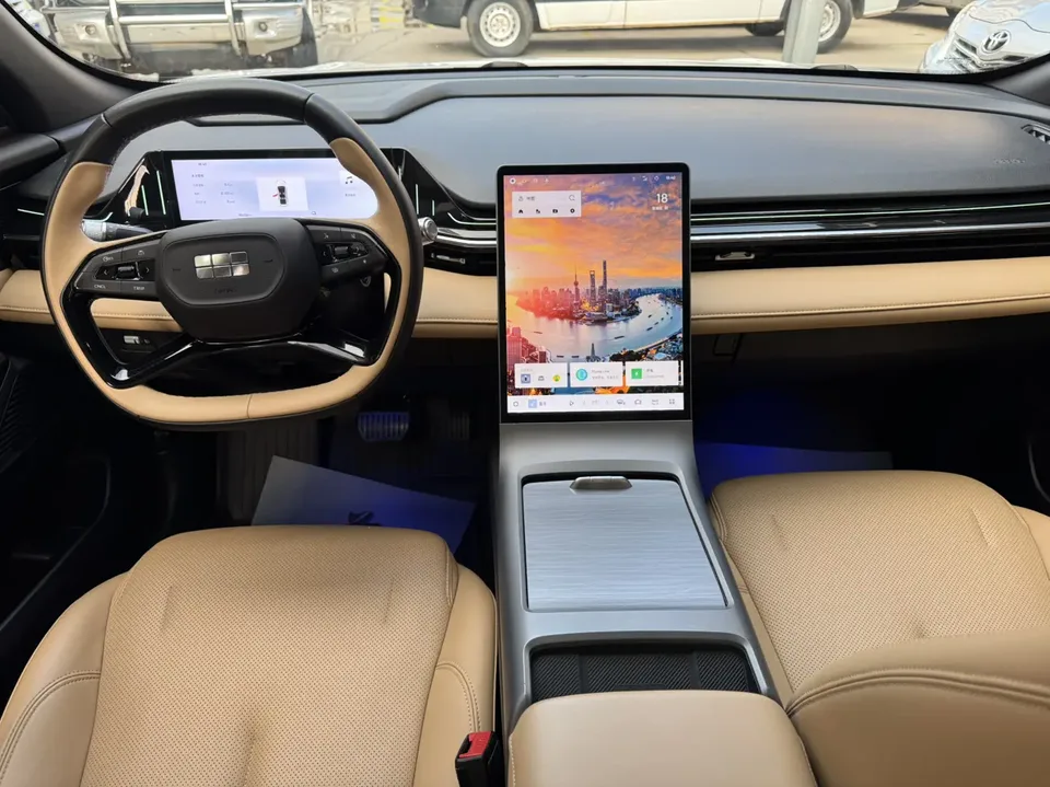 Geely Galaxy L6 1.5T DHT 125km Starship 2024 — миниатюра 5