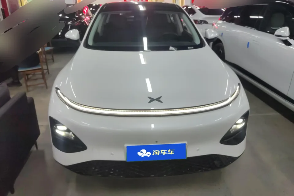 XPeng G6 625 Long-range Max Flagship Edition 2025 — миниатюра 2