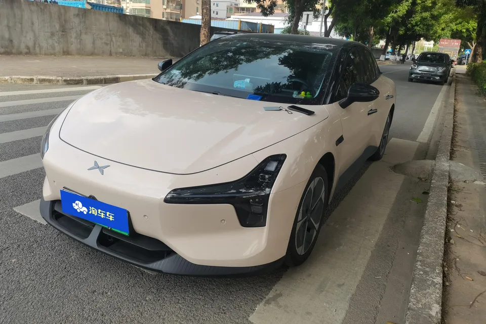 XPeng Xiaopeng MONA M03 2024
