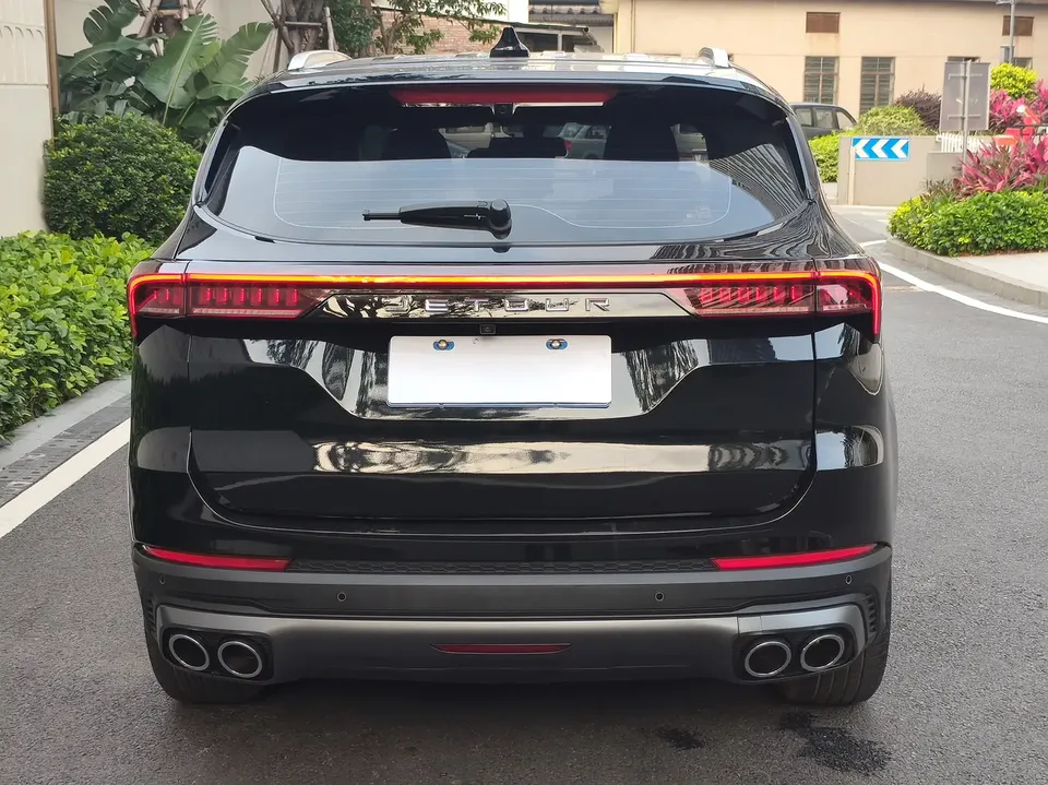Jetour Jietu X70 PLUS Champion Edition 1.5T DCT Champion PRO 5 Seaters 2024 — миниатюра 2