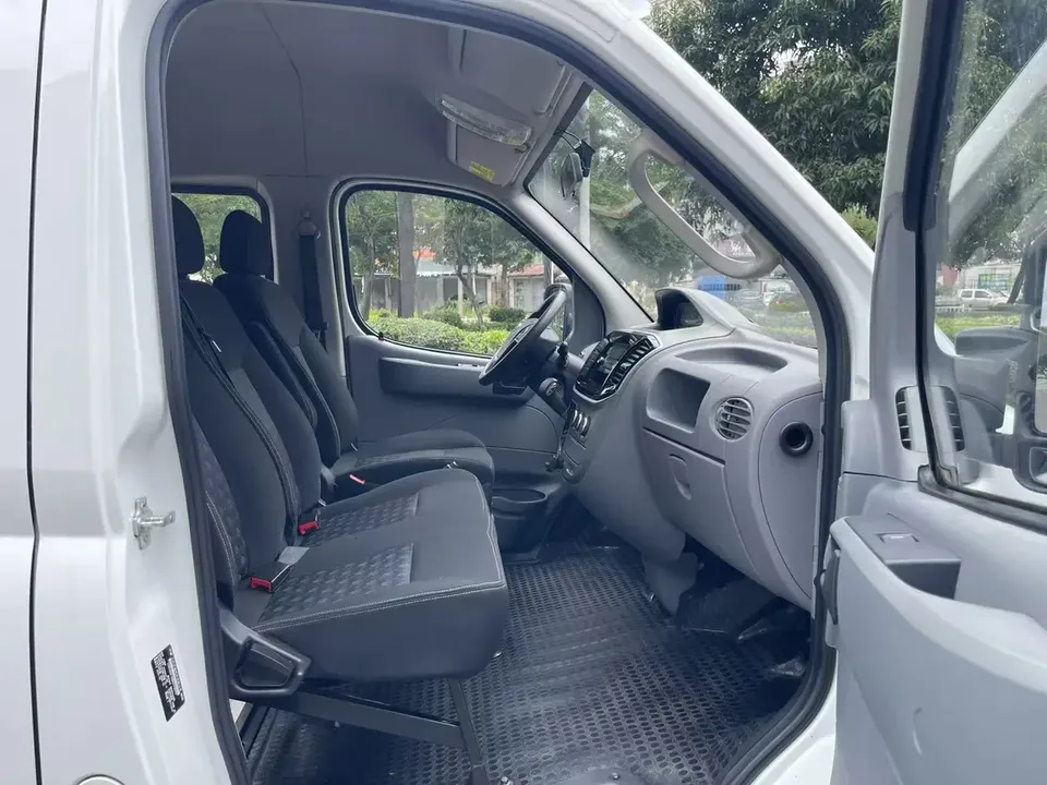 Datong Xintu V80 Xintu V80 2021 PLUS 2.0T AMT Long Axis High Roof 6/7/8/9 Seats 2022 — миниатюра 3