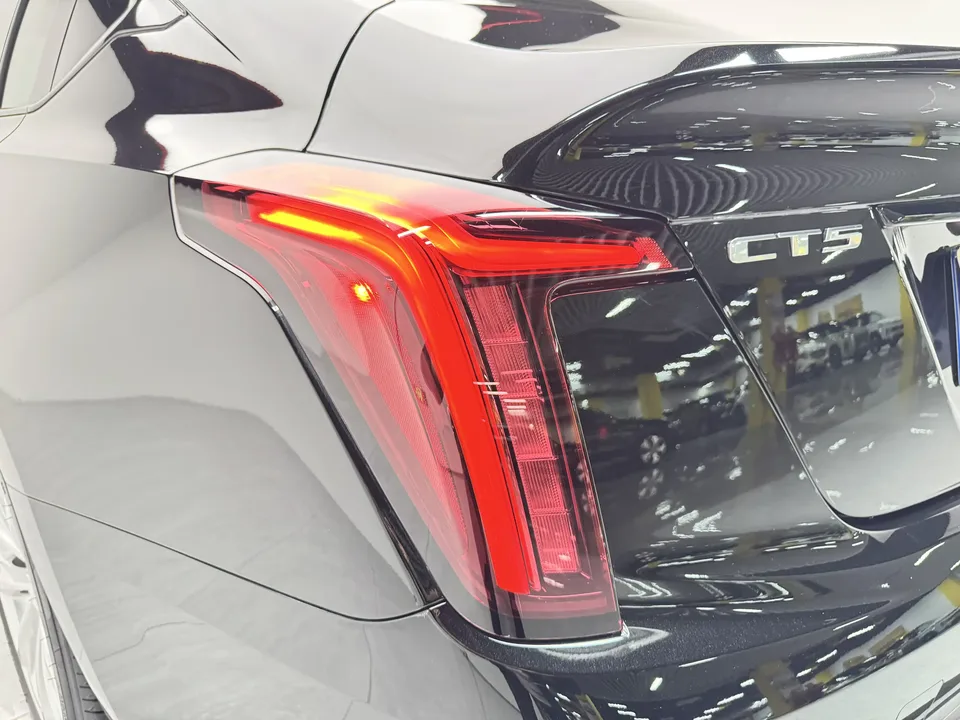 Cadillac CT5 28T Luxury Standard Edition 2024 — миниатюра 4