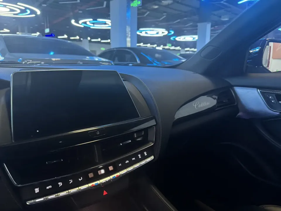 Cadillac CT5 28T Luxury Edition 2022 — миниатюра 3