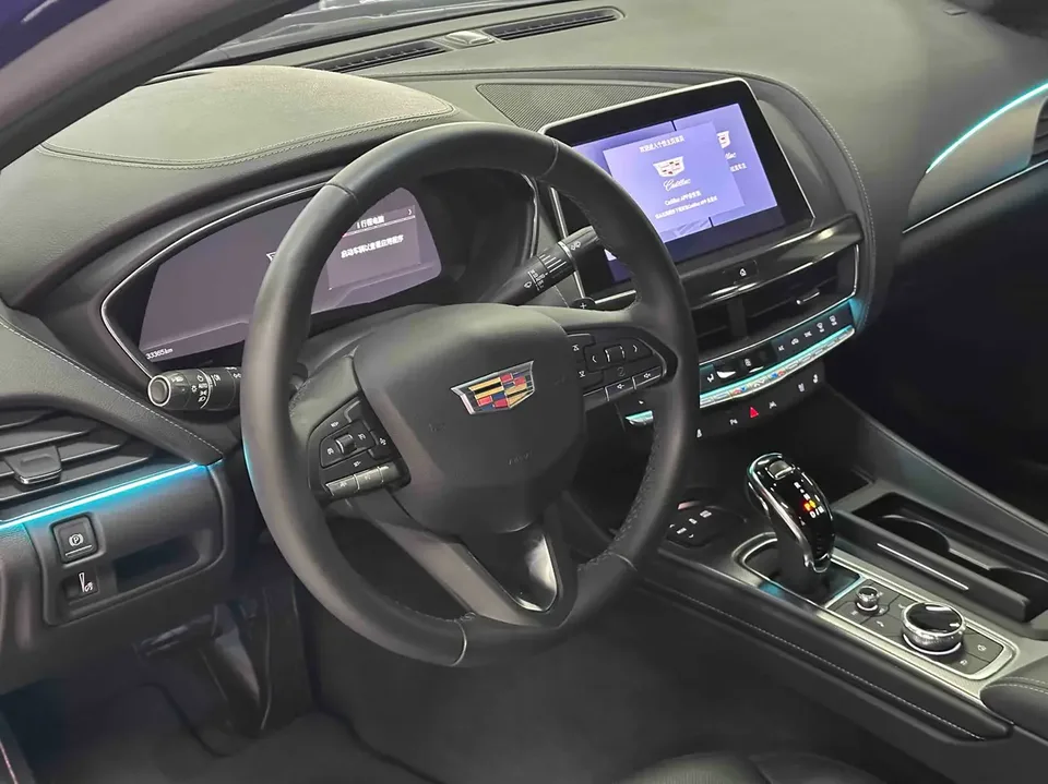 Cadillac CT5 28T Luxury Standard Edition 2024 — миниатюра 4