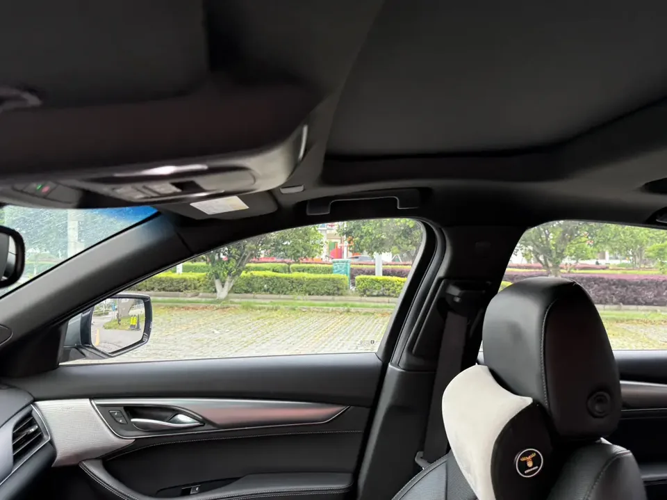 Cadillac CT5 28T Fashion Edition 2023 — миниатюра 5