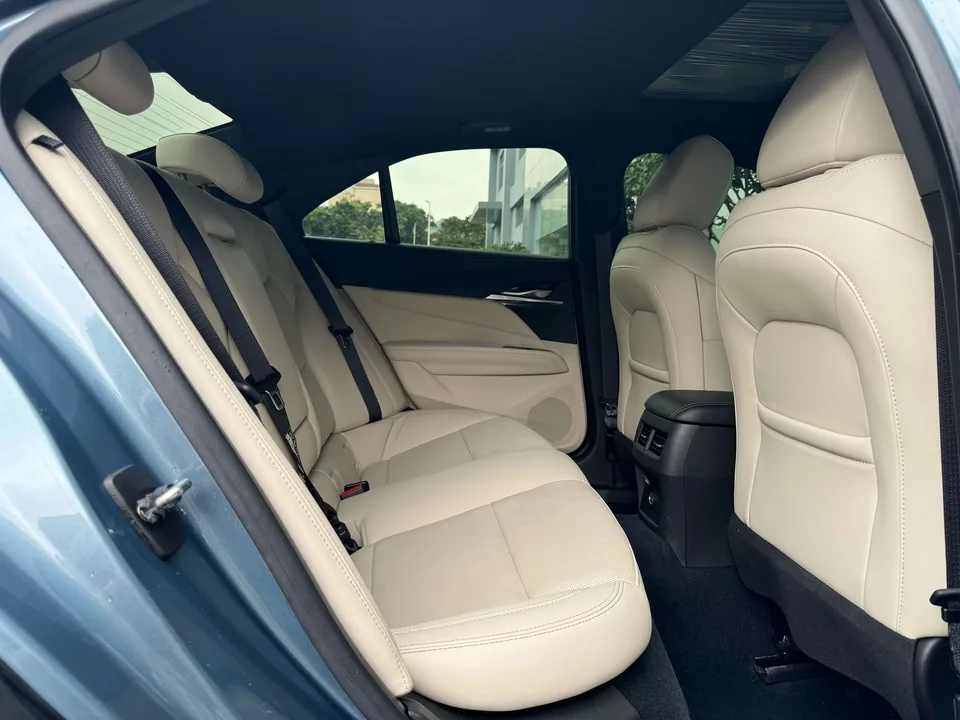 Cadillac CT4 Cadillac CT4 2023 25T Luxury Edition 2023 — миниатюра 5
