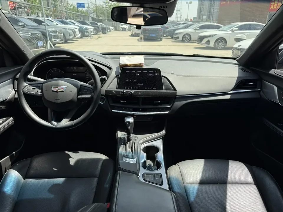 Cadillac CT4 Cadillac CT4 2022 28T luxury model 2022 — миниатюра 2