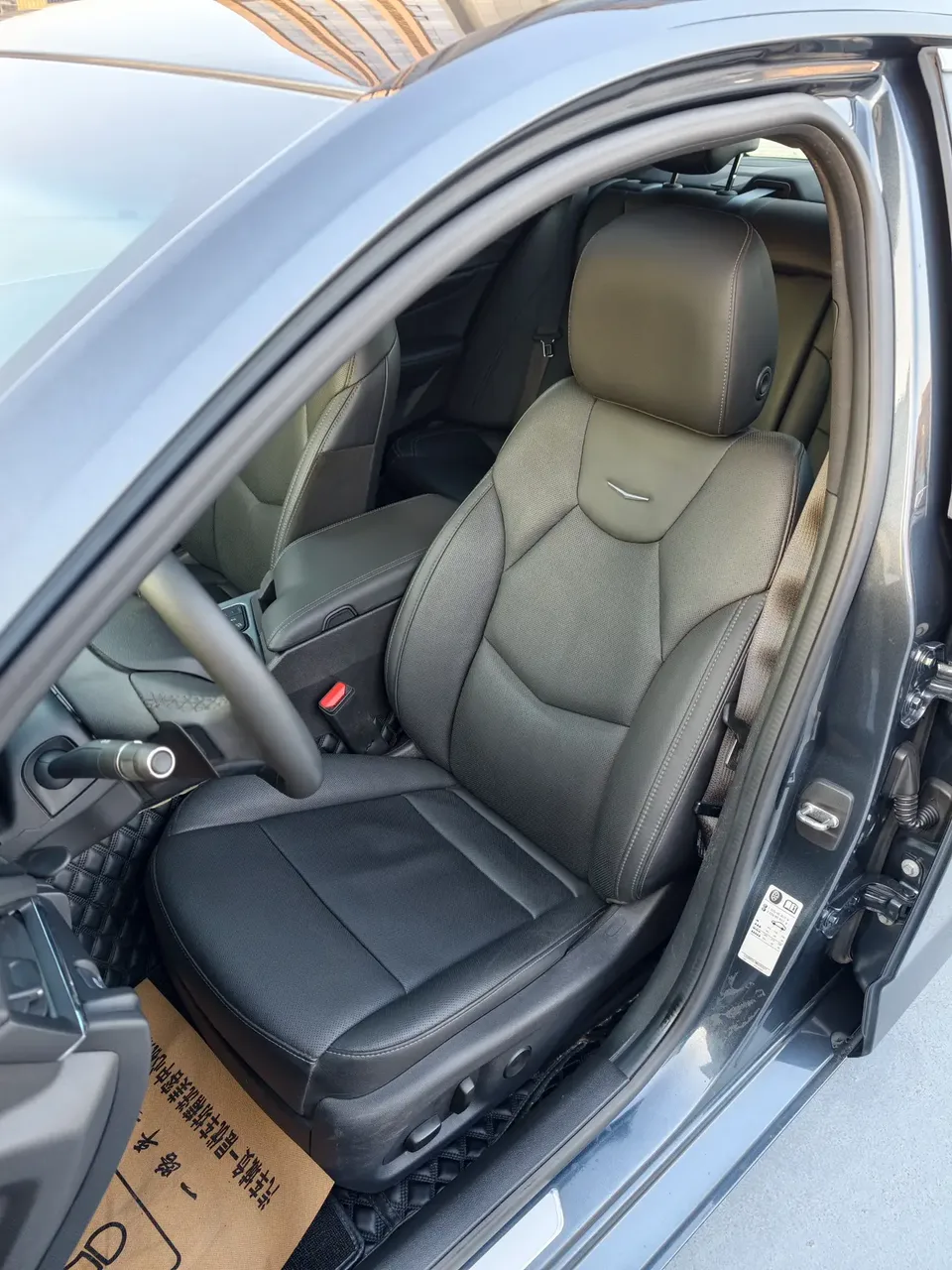 Cadillac CT4 CT4 2021 28T luxury model 2022 — thumbnail 4