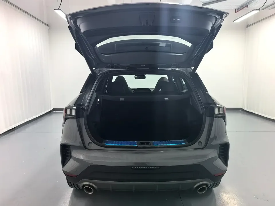 Lynk & Co 06 Lynk & Co 06 2023 Remix 1.5T Halo 2024 — миниатюра 5