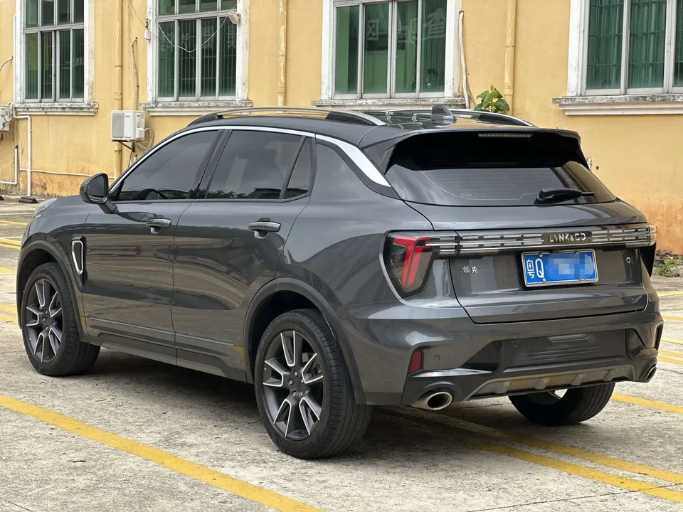 Lynk & Co 01 Lynk & Co 01 2023 2.0TD 2WD Pro 2023 — миниатюра 4