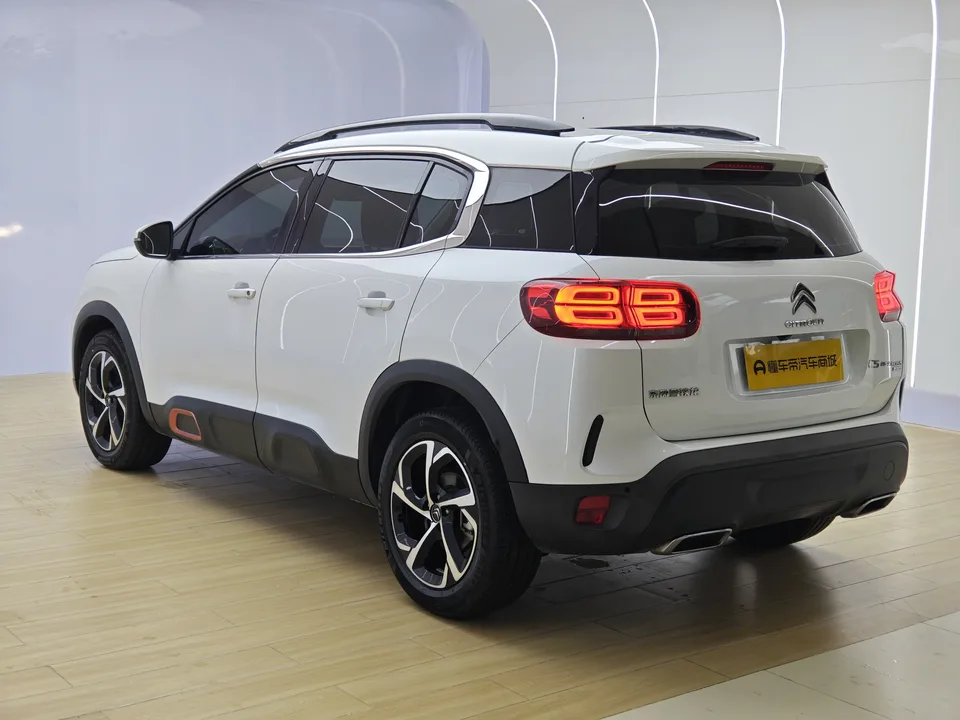 Citroen Tianyi C5 AIRCROSS C5 AIRCROSS 2022 400THP Co-creation Edition 2024 — миниатюра 2