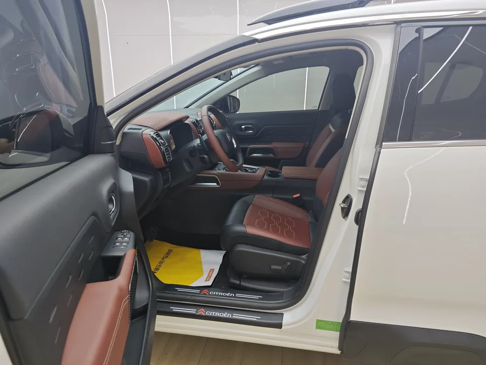 Citroen Tianyi C5 AIRCROSS C5 AIRCROSS 2022 400THP Co-creation Edition 2024 — миниатюра 5