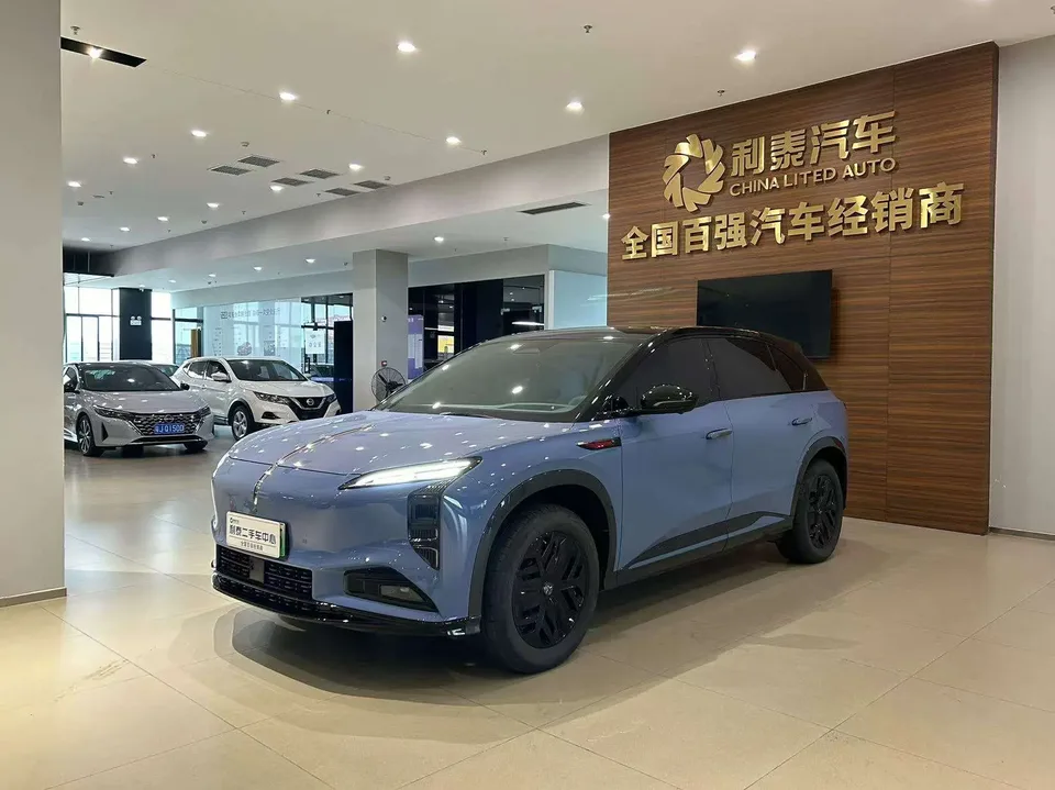 Hongqi Red Flag Tiangong 08 2024