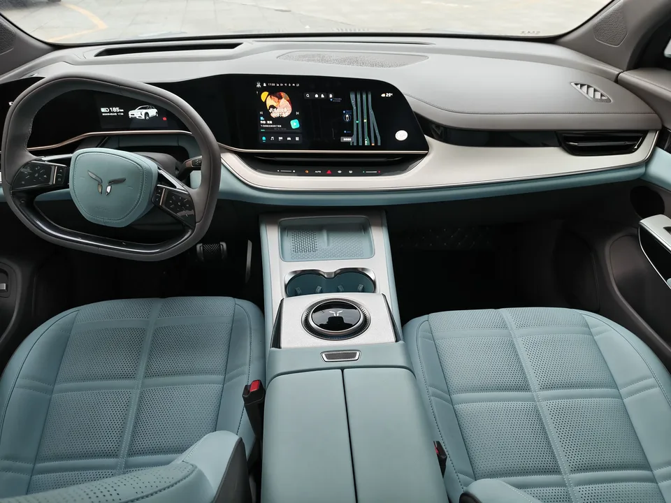 Hongqi Red Flag Tiangong 08 730 Rear-wheel Drive Smart Edition 2024 — миниатюра 3