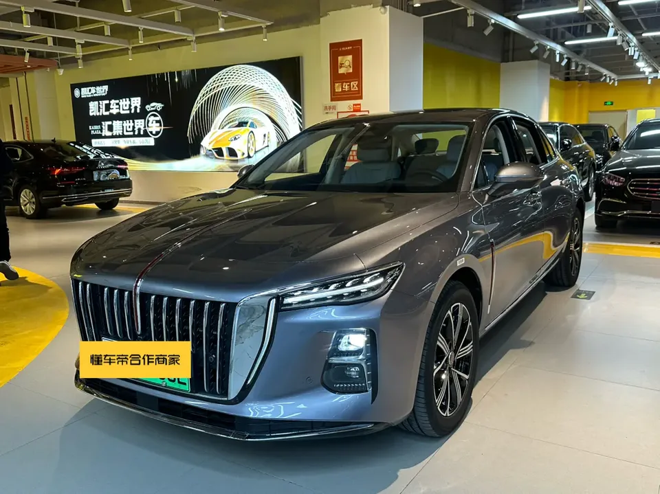 Hongqi H5 PHEV 2025
