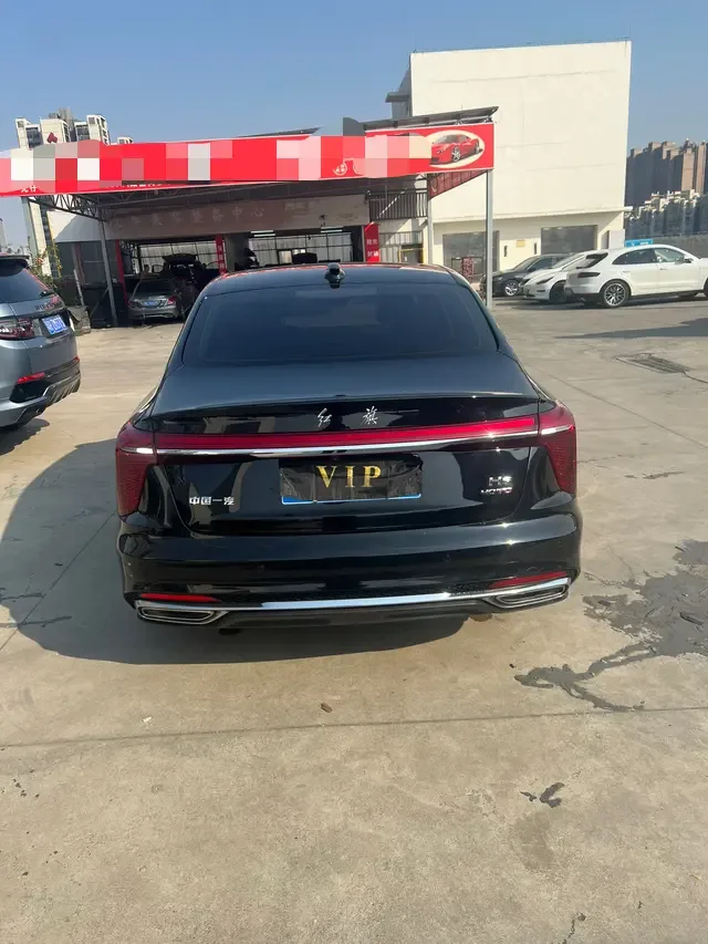 Hongqi H5 Hongqi H5 2024 2.0T Automatic Intelligent Connection Flagship Edition 2024 — миниатюра 2