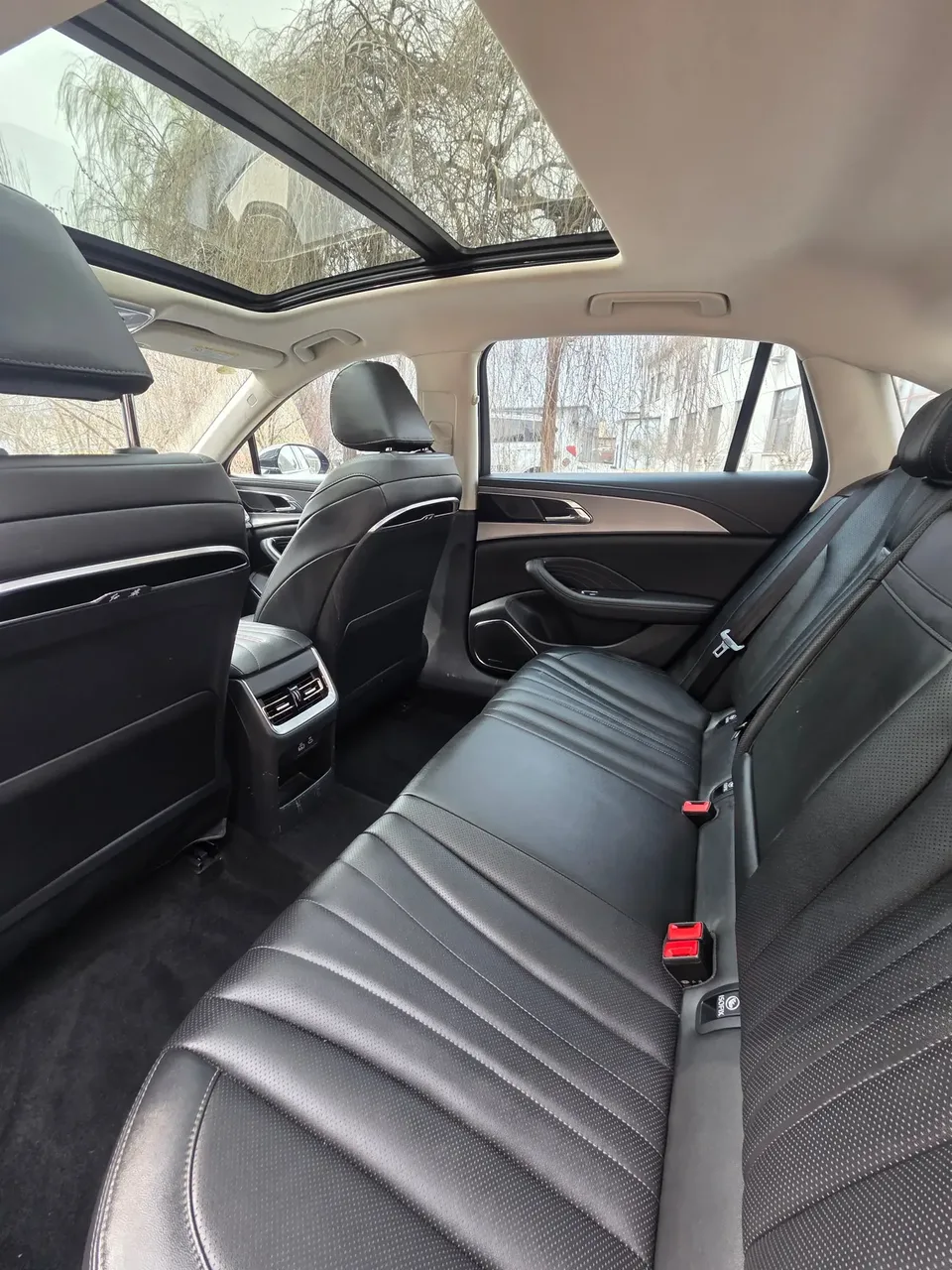 Hongqi H5 Hongqi H5 2024 1.5T DCT Zhilian Qiyun Edition 2023 — миниатюра 5