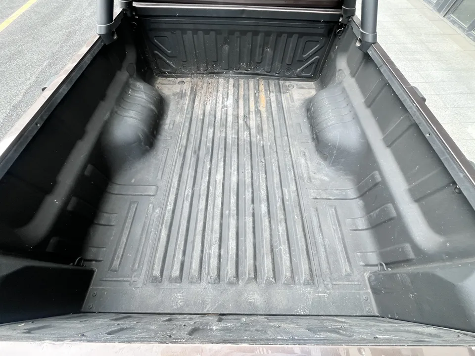 Great Wall gun Passenger Version 2.0T Diesel Automatic 2WD Comfort Type GW4D20M 2024 — миниатюра 3