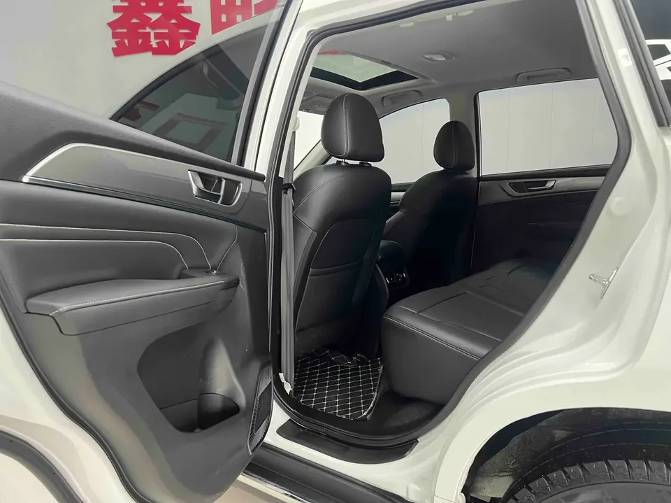 Haval M6 PLUS 1.5T DCT Luxury Smart Connected Edition 2022 — миниатюра 5