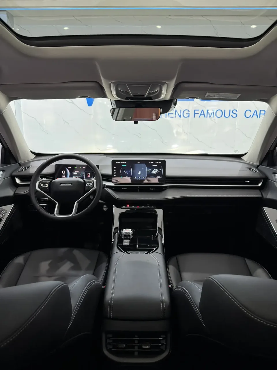 Haval H6 third generation 2.0T automatic two-wheel drive Max version 2023 — миниатюра 3