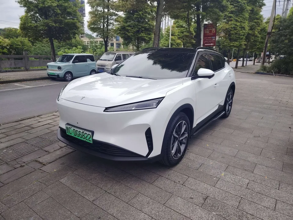 Dongfeng Fengshen L7 EV 2025
