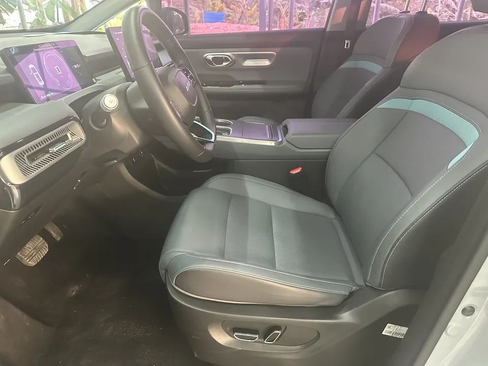 AION Y AION Y 2023 Plus 610 Smart Driving Edition 2024 — миниатюра 3