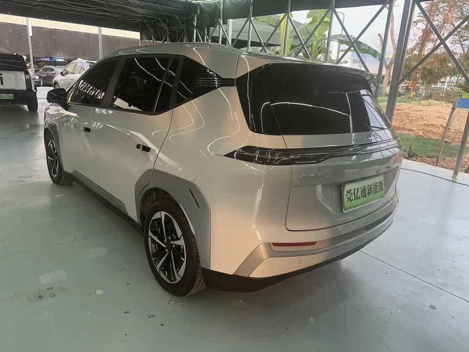 AION Y AION Y 2023 Plus 610 Smart Driving Edition 2024 — миниатюра 4