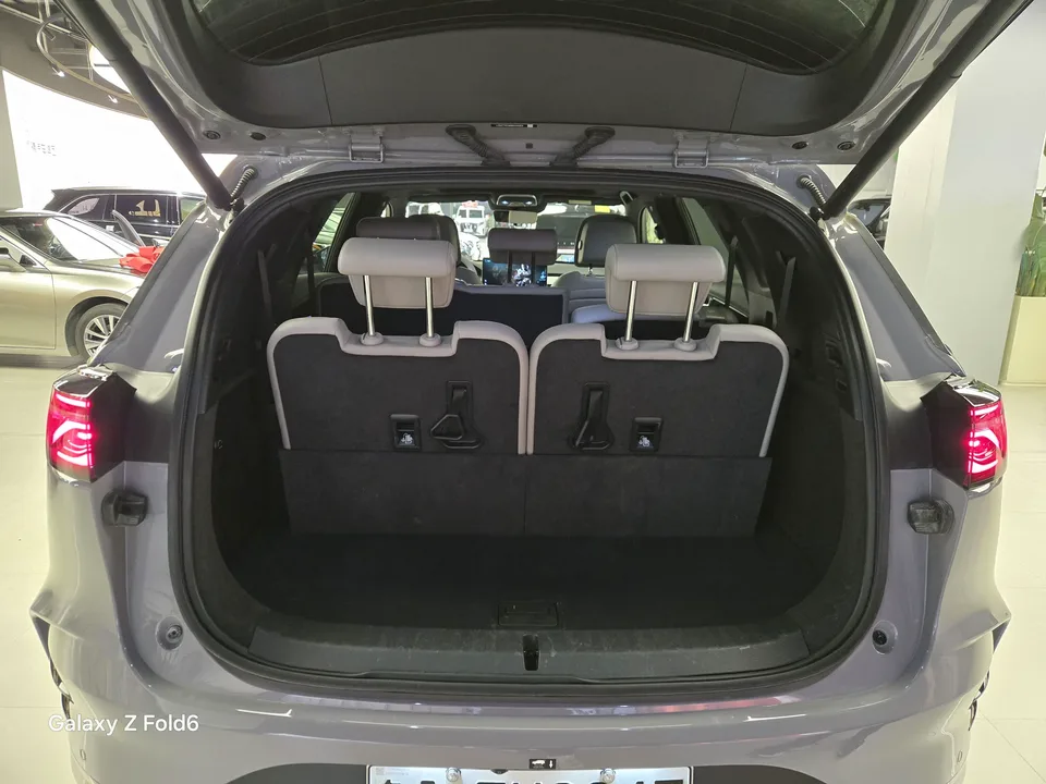 BYD Tang DM Intelligent Driving Edition DM-i 115KM Flagship Model 2025 — миниатюра 4