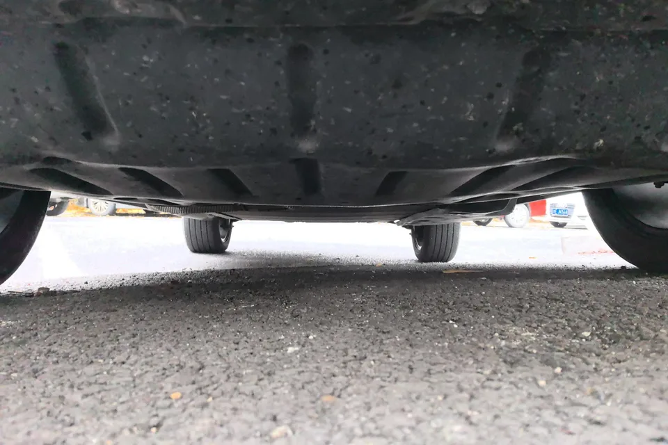 BYD Song PLUS DM DM-i 110KM 2WD Flagship PLUS 2022 — миниатюра 2
