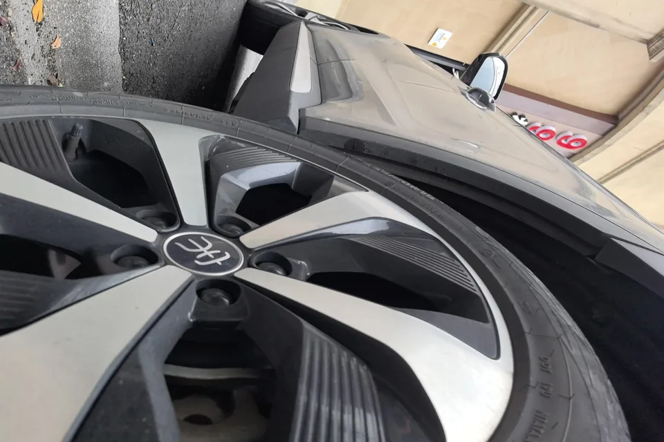 BYD Song PLUS DM DM-i 110KM 2WD Flagship PLUS 2022 — миниатюра 3