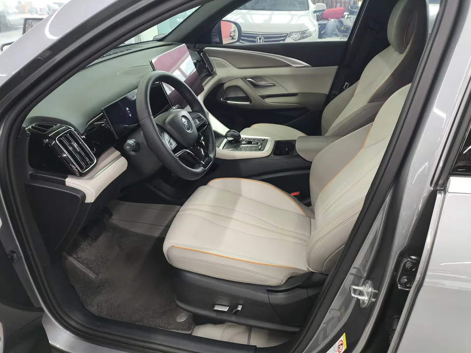 BYD Song Pro DM DM-i Honor Edition 110km Excellence Edition 2024 — миниатюра 3