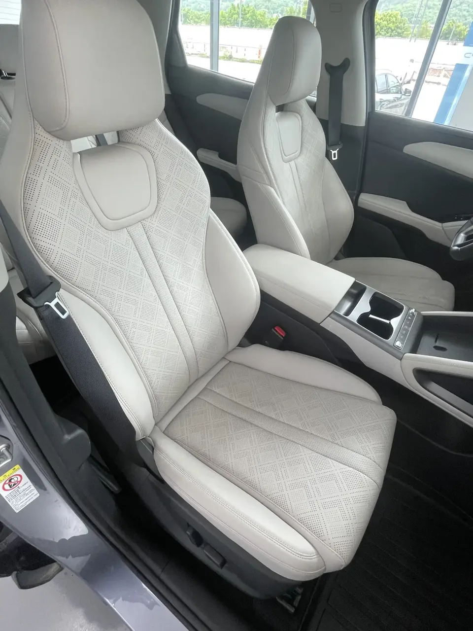 BYD Yuan Up Intelligent Driving Edition 401KM Beyond Edition 2025 — миниатюра 4