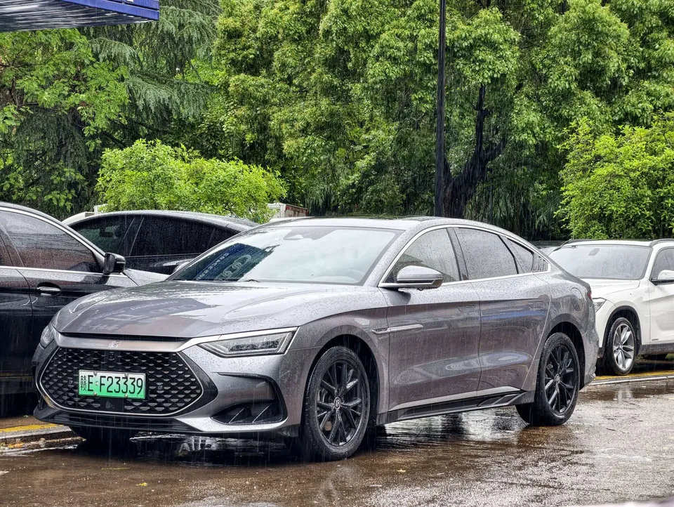 BYD Han DM 2024