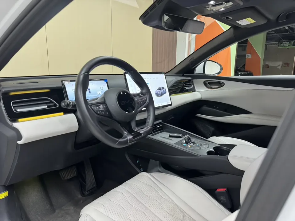 BYD Seal 06DM DM-i 120KM Flagship Model 2024 — миниатюра 4