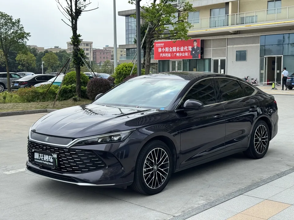 BYD Qin L DM 2024