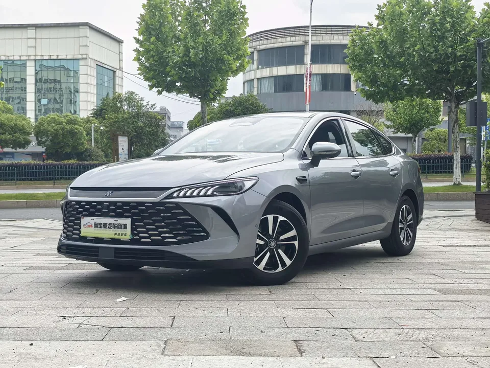 BYD Qin PLUS DM 2025