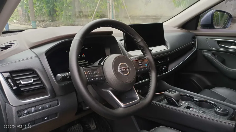 Nissan X-Trail VC-Turbo 300 CVT 4WD Extreme Edition 2022 — миниатюра 3