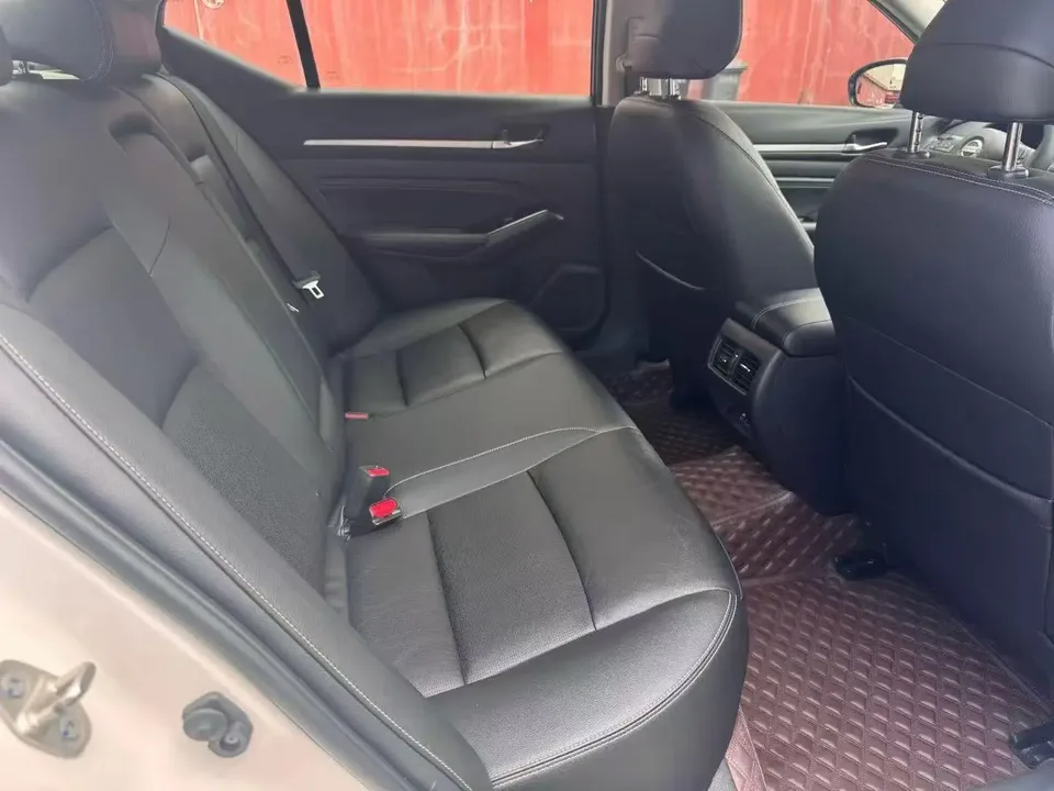Nissan Altima Teana 2021 2.0L XL Comfort Edition 2022 — миниатюра 5