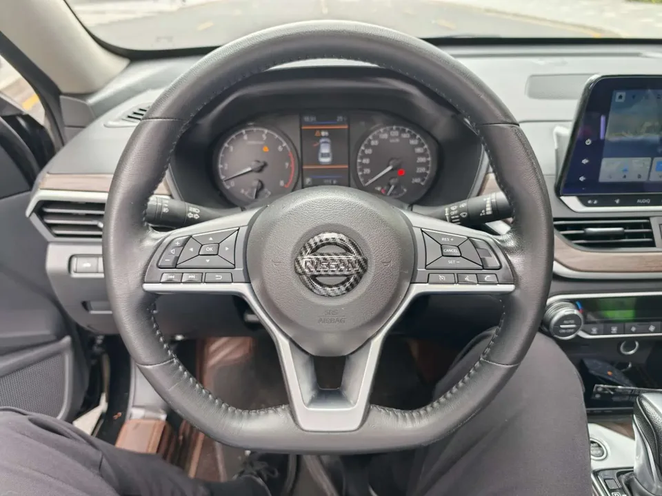 Nissan Altima Teana 2021 2.0L XL Comfort Edition 2022 — миниатюра 3