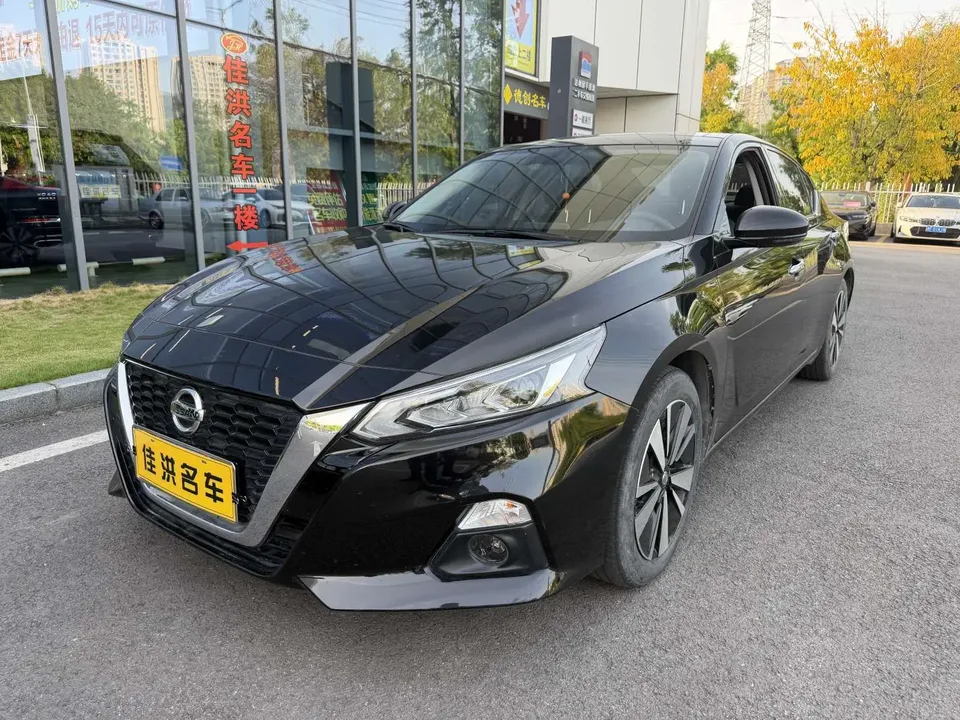 Nissan Altima Teana 2021 Teana 2021 2.0L XL Comfort Edition 2022 — photo 1, buy with delivery to Moscow