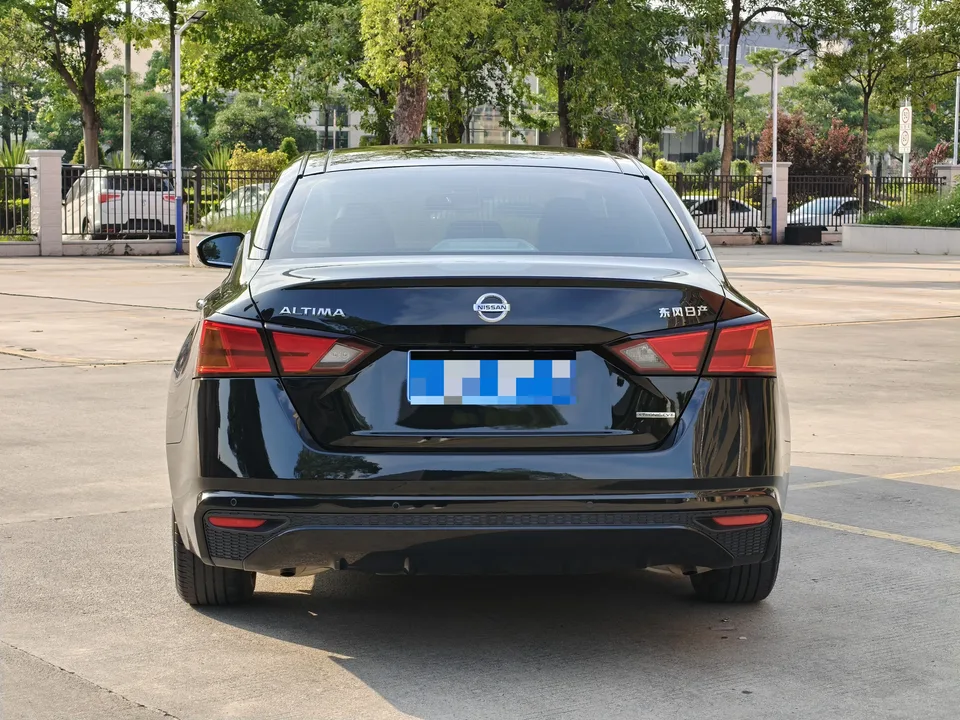 Nissan Altima Teana 2021 2.0L XL Comfort Edition 2022 — миниатюра 5