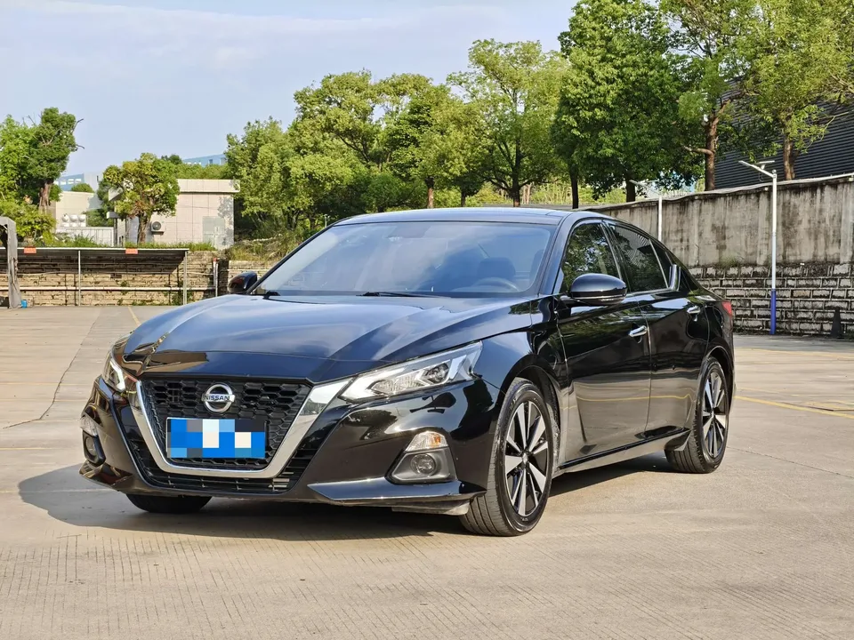 Nissan Altima Teana 2021 2.0L XL Comfort Edition 2022 — фото 1, купить с доставкой в Москву