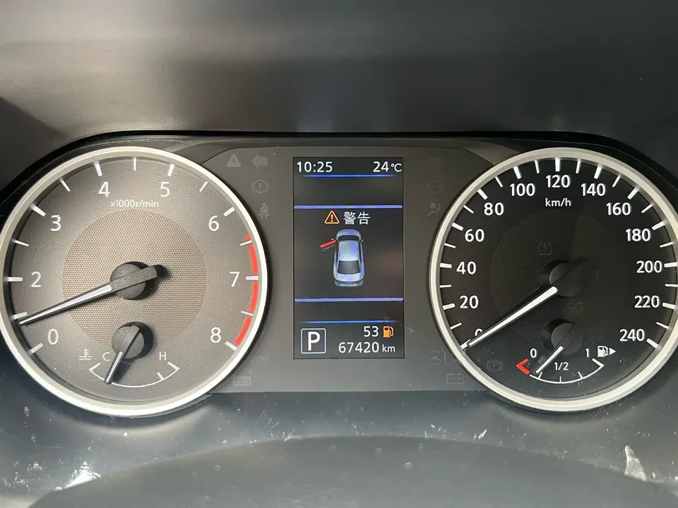 Nissan Sylphy Sylphy 2022 Sylphy 2022 1.6L XL CVT Enjoy Edition 2022 — thumbnail 3